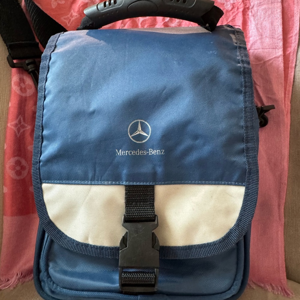 Mercades crossbody shoulder bag